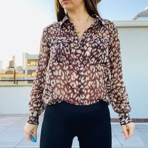 EllenTracy Light Leopard Animal Print Blouse Shirt